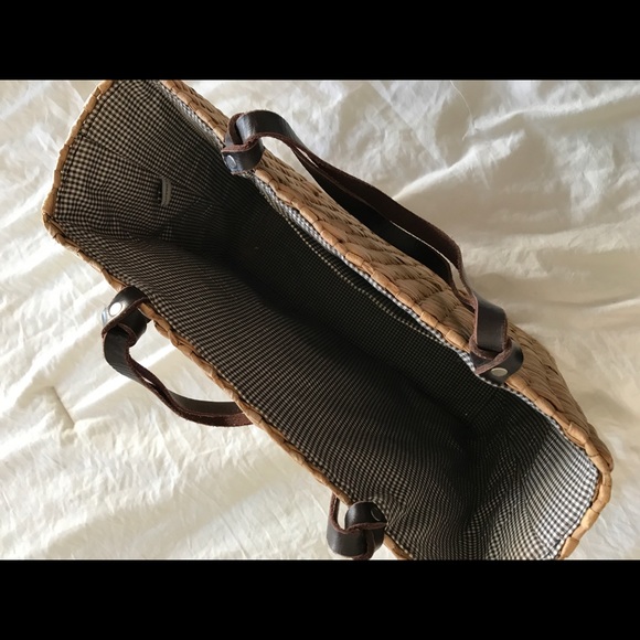 🌸 Kate Spade Daisy Basket Bag 🌸 - Picture 4 of 5